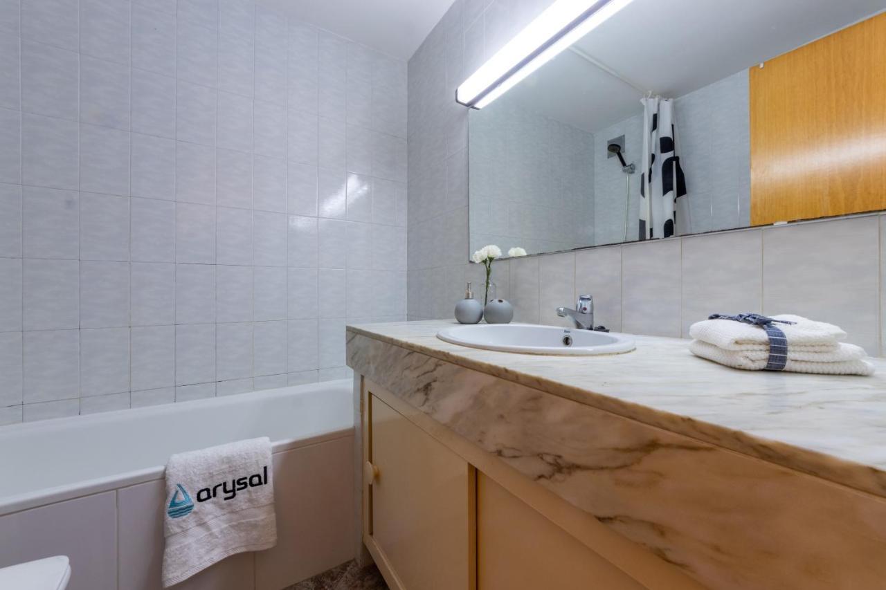 Acacias II Vistas Arysal Apartment Салоу Екстериор снимка